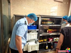 督促学校严酷落实食“日管控、周排查”轨制